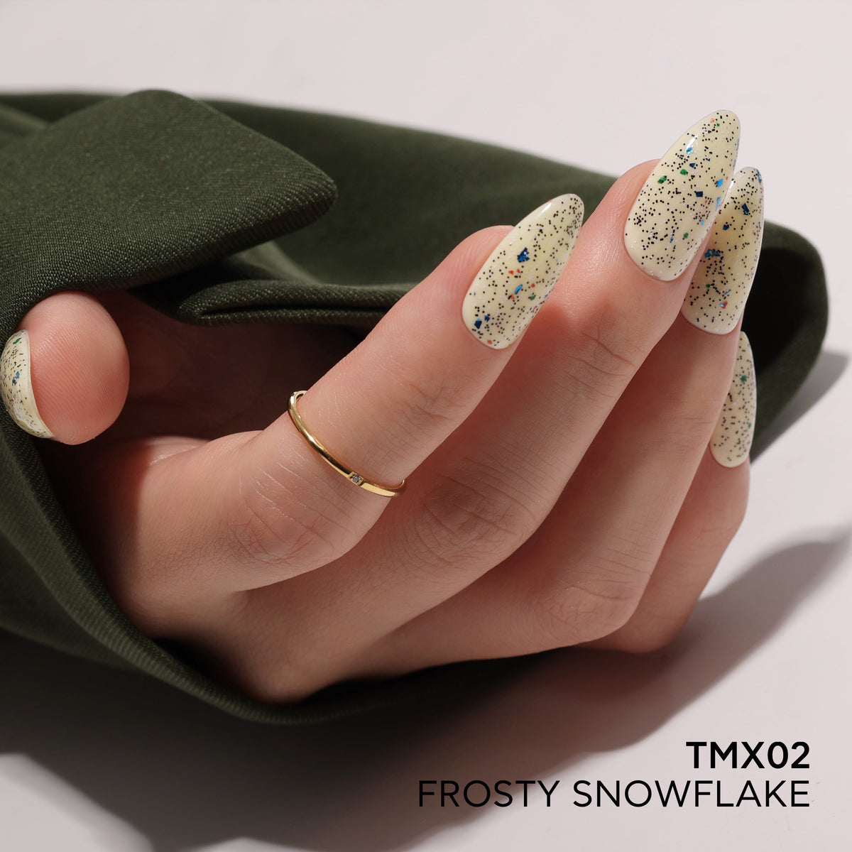 TMX02 Frosty Snowflake