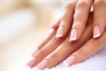 French Manicure - Blueskygellak.nl